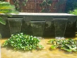 نازل پرده آب