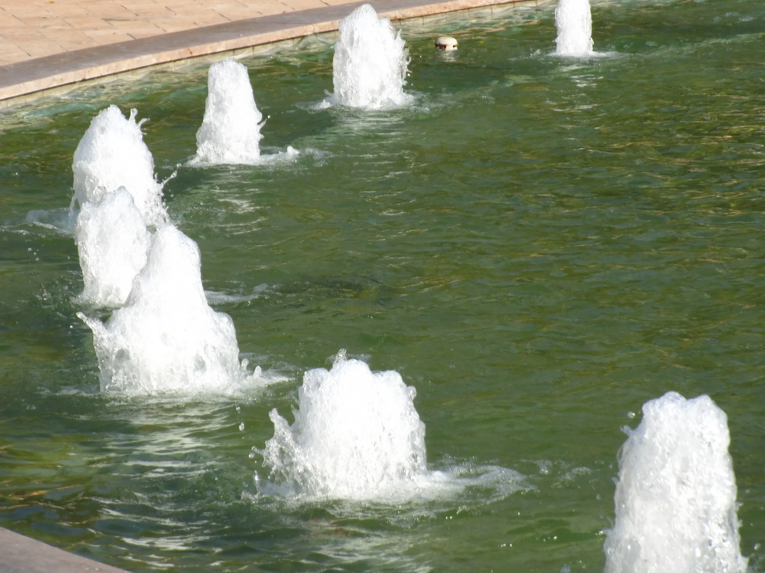 نازل آبنما کسکید